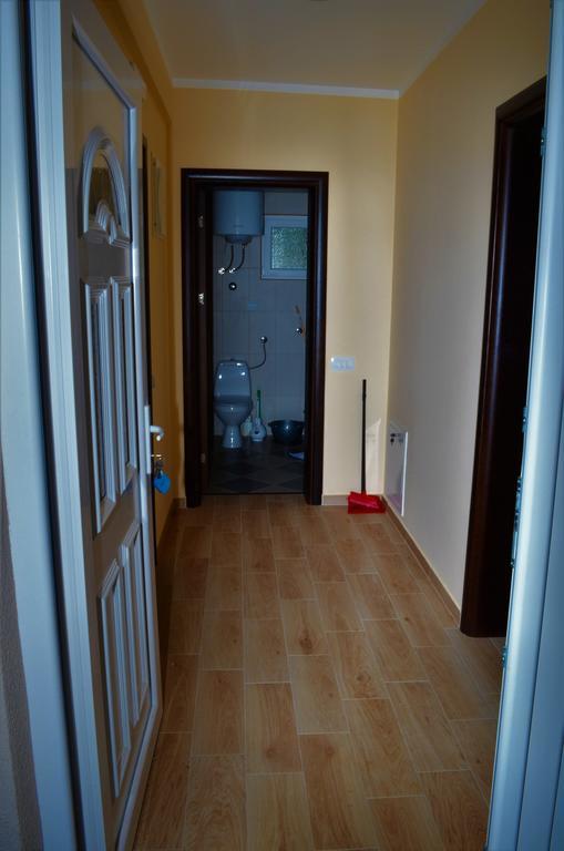 Apartments Md Lux 2 Sutomore Exteriör bild